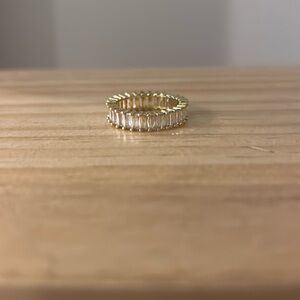 Never worn, brand new bauble beautiful ring